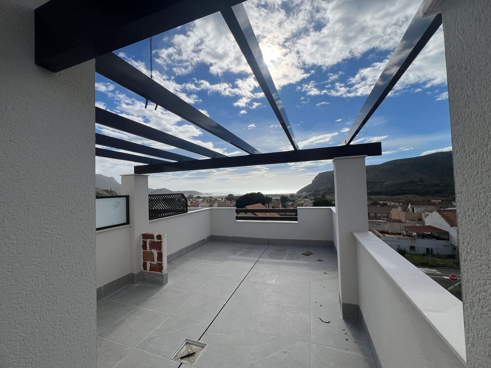 2 makuuhuone Rivitalo myytävänä paikassa Portman mukana uima-altaan - 198 000 € (Ref: 9798573)