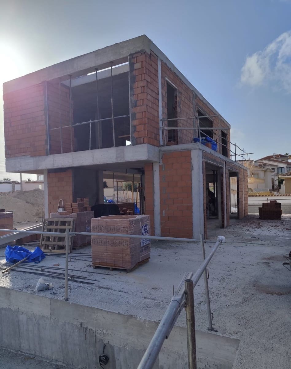 3 soverom Villa til salgs i Ciudad Quesada - € 1 050 000 (Ref: 9815434)