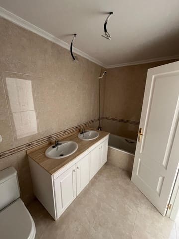 2 sypialnia Apartament na sprzedaż w Las Filipinas z basenem - 238 000 € (Ref: 9863960)