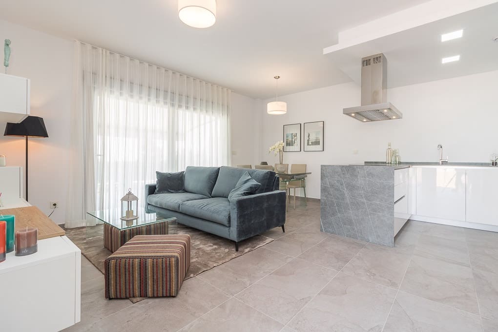 3 soverom Bungalow til salgs i Torrevieja med svømmebasseng - € 340 000 (Ref: 9984280)