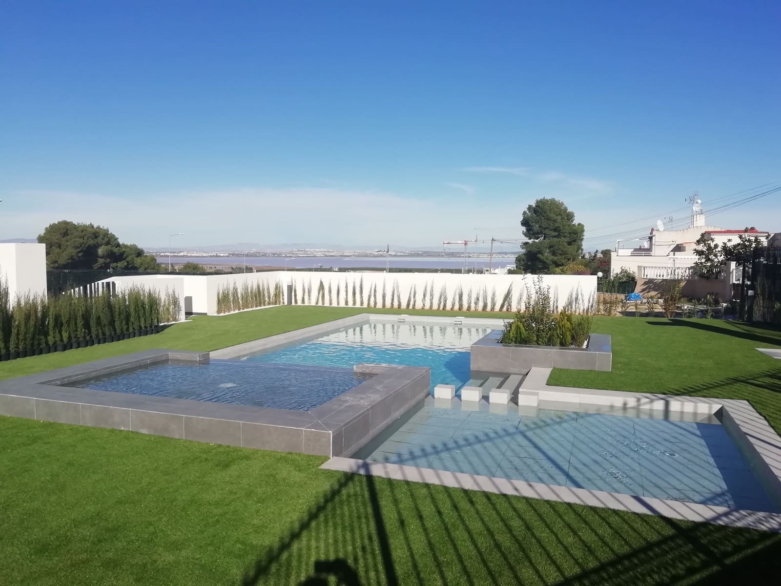 3 soverom Bungalow til salgs i Torrevieja med svømmebasseng - € 340 000 (Ref: 9984280)