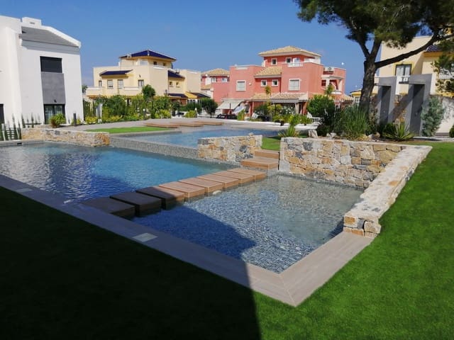 3 soverom Bungalow til salgs i Los Balcones - Los Altos, Torrevieja med svømmebasseng - € 340 000 (Ref: 9984280)