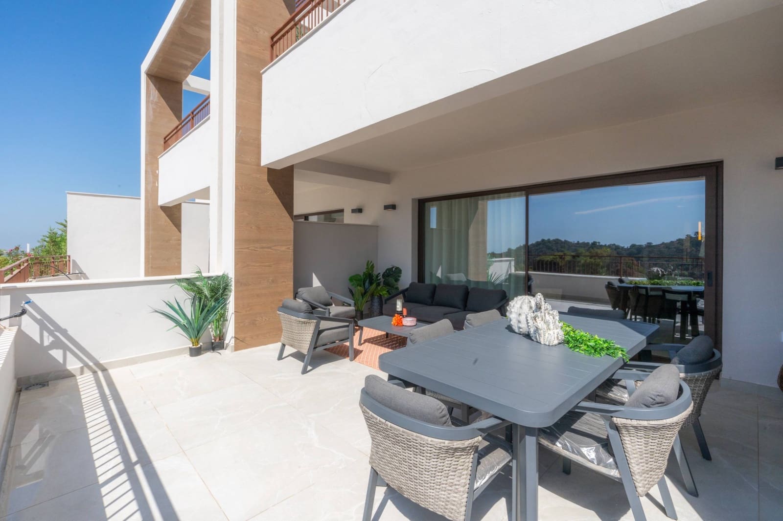 3 Zimmer Reihenhaus zu verkaufen in Istan mit Pool Garage - 600.000 € (Ref: 10017563)