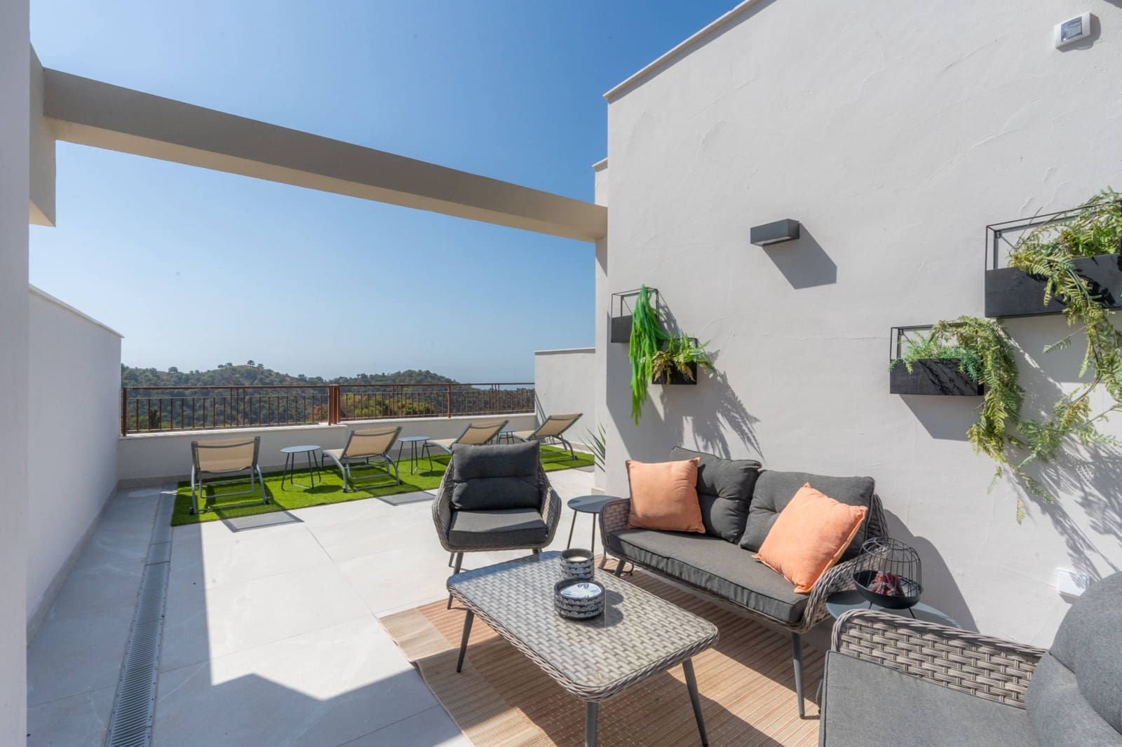 3 Zimmer Reihenhaus zu verkaufen in Istan mit Pool Garage - 600.000 € (Ref: 10017563)
