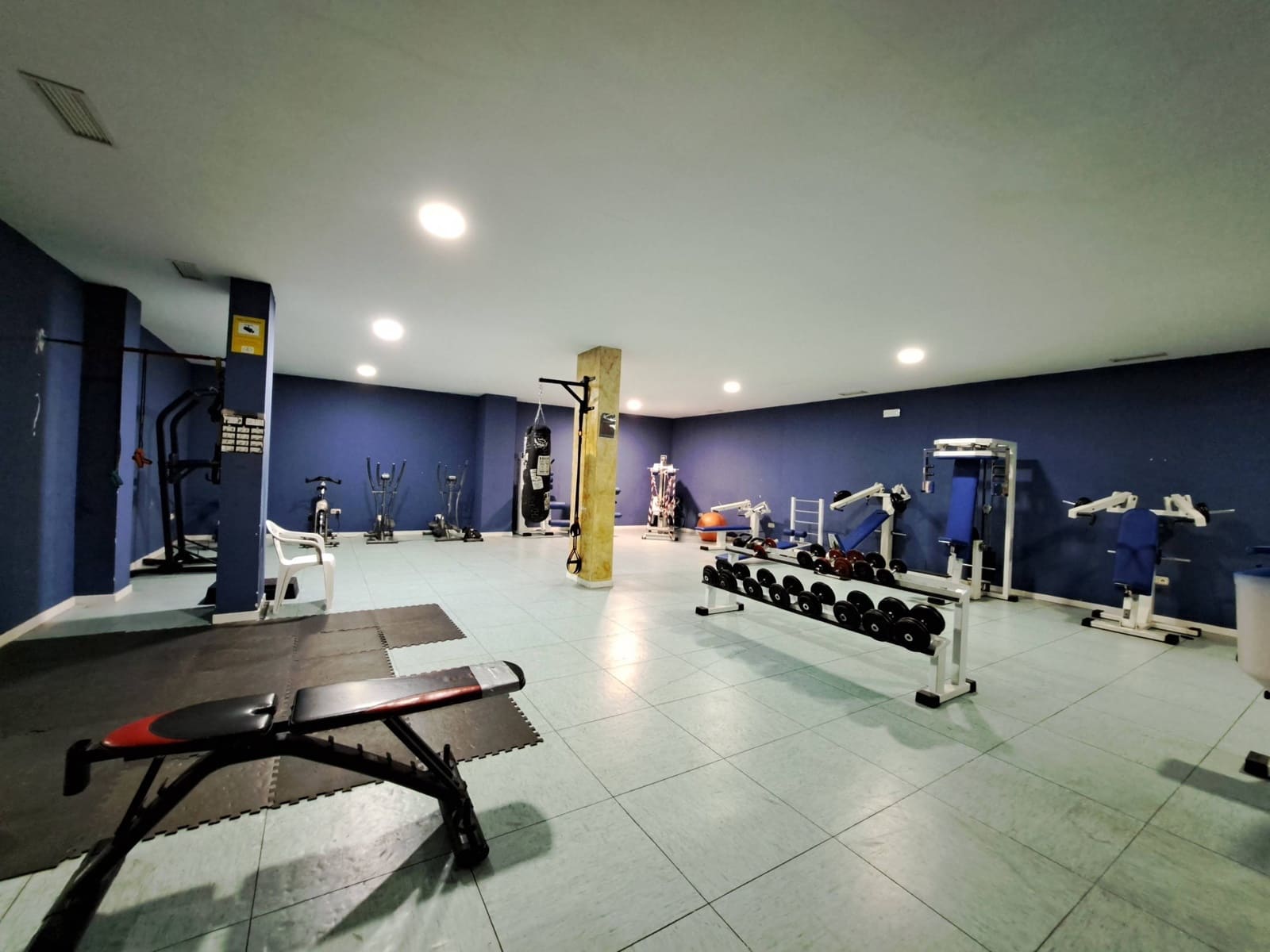 Apartamento de 3 habitaciones en Estepona en venta con piscina garaje - 499.500 € (Ref: 10078432)