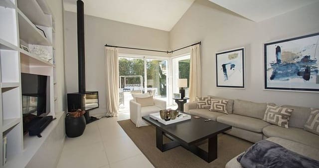 4 sovrum Villa till salu i Los Naranjos, Marbella med pool garage - 2 350 000 € (Ref: 8209349)