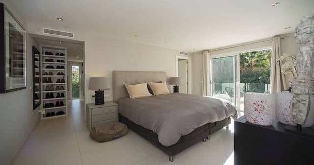 4 sovrum Villa till salu i Los Naranjos, Marbella med pool garage - 2 350 000 € (Ref: 8209349)