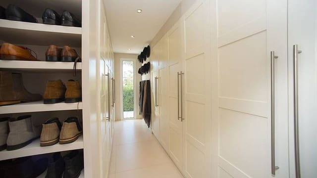 4 sovrum Villa till salu i Los Naranjos, Marbella med pool garage - 2 350 000 € (Ref: 8209349)