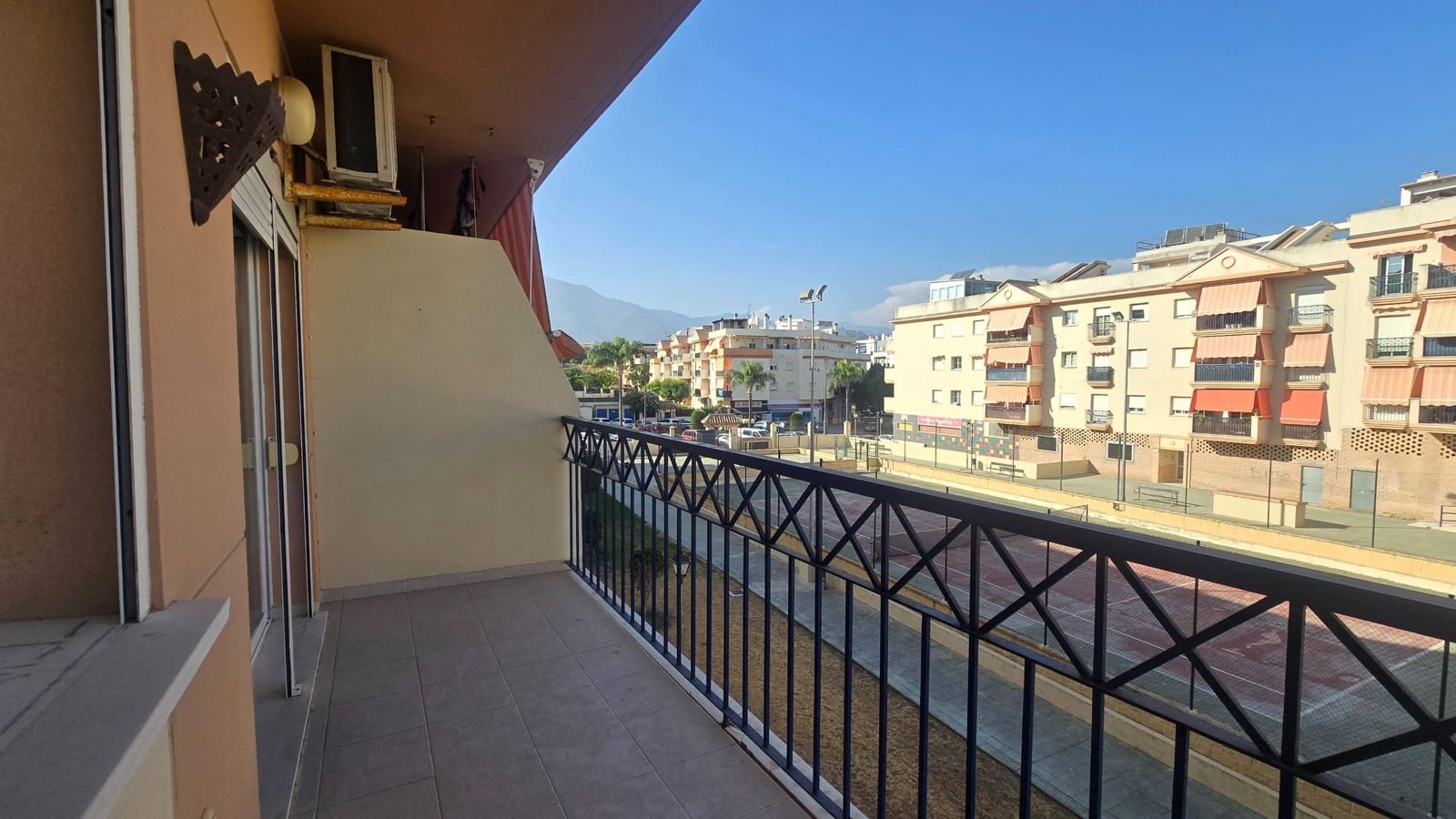 3 chambre Appartement à vendre à Estepona - 316 000 € (Ref: 8428903)