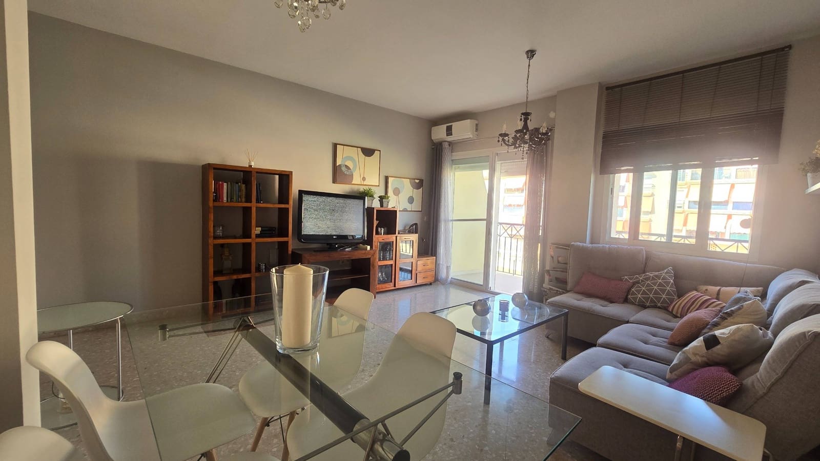 Apartamento de 3 habitaciones en Estepona en venta - 316.000 € (Ref: 8428903)