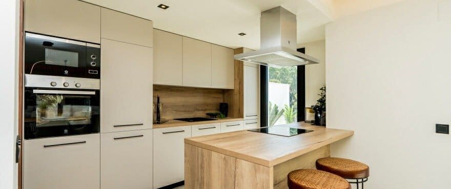 3 soveværelse Penthouse til salg i Nueva Andalucia med swimmingpool garage - € 1.015.000 (Ref: 8430736)