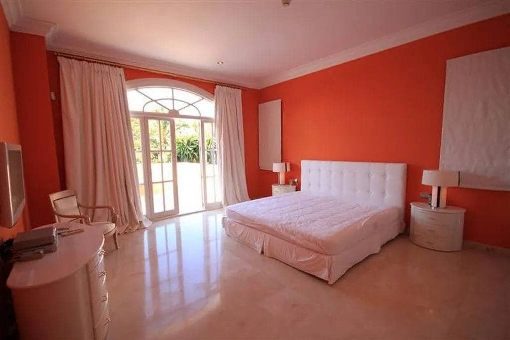 11 quarto Moradia para venda em El Paraiso com piscina garagem - 7 950 000 € (Ref: 8488884)