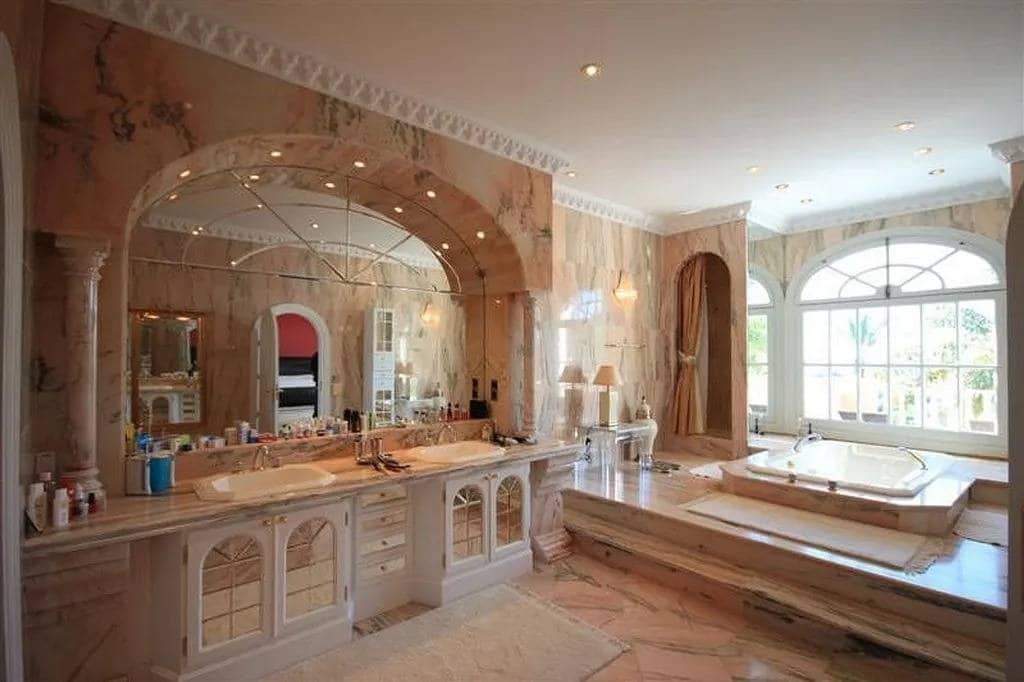 11 quarto Moradia para venda em El Paraiso com piscina garagem - 7 950 000 € (Ref: 8488884)