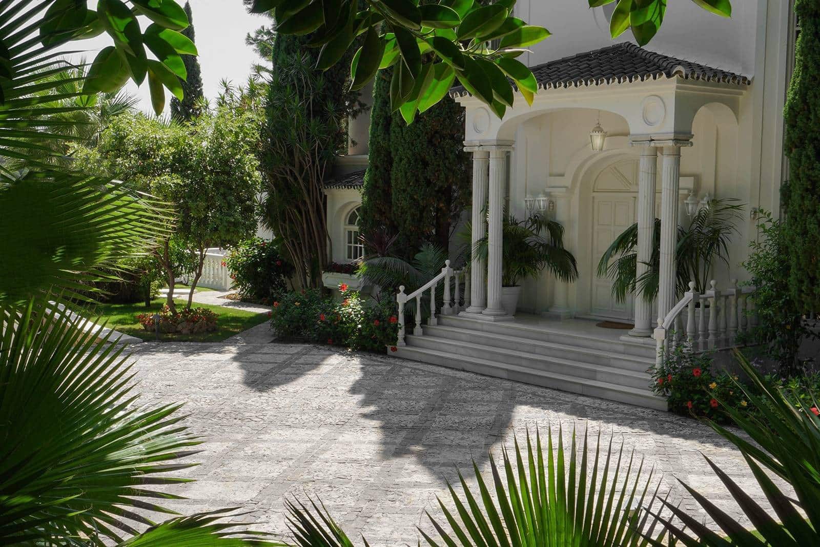 11 quarto Moradia para venda em El Paraiso com piscina garagem - 7 950 000 € (Ref: 8488884)