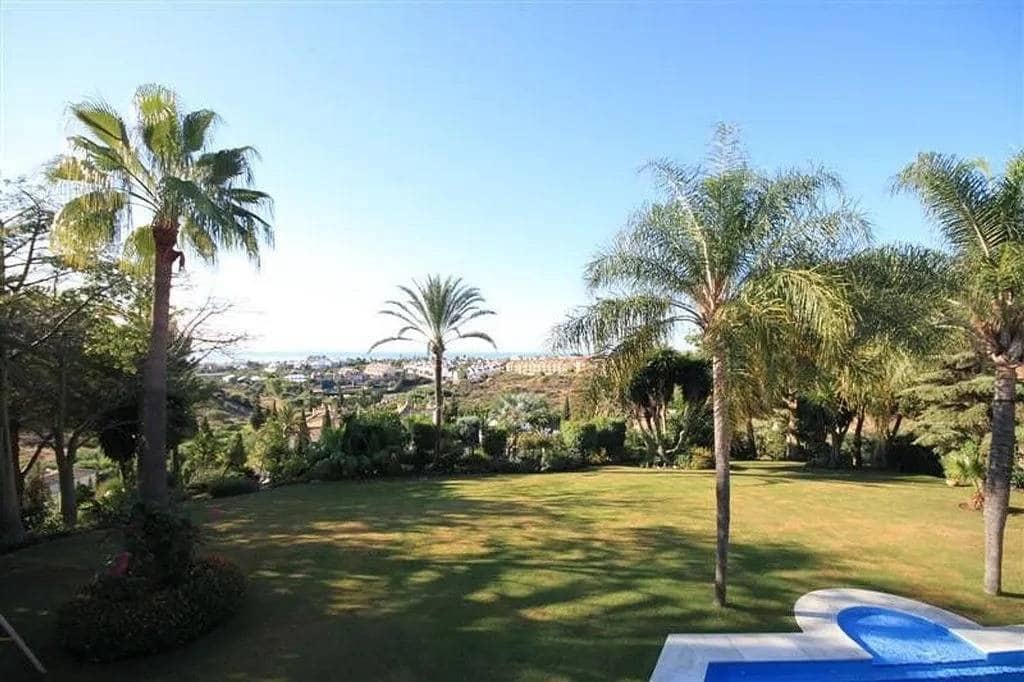 11 quarto Moradia para venda em El Paraiso com piscina garagem - 7 950 000 € (Ref: 8488884)