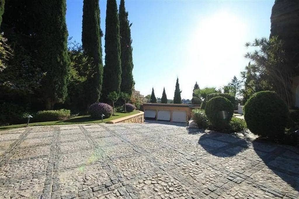 11 quarto Moradia para venda em El Paraiso com piscina garagem - 7 950 000 € (Ref: 8488884)