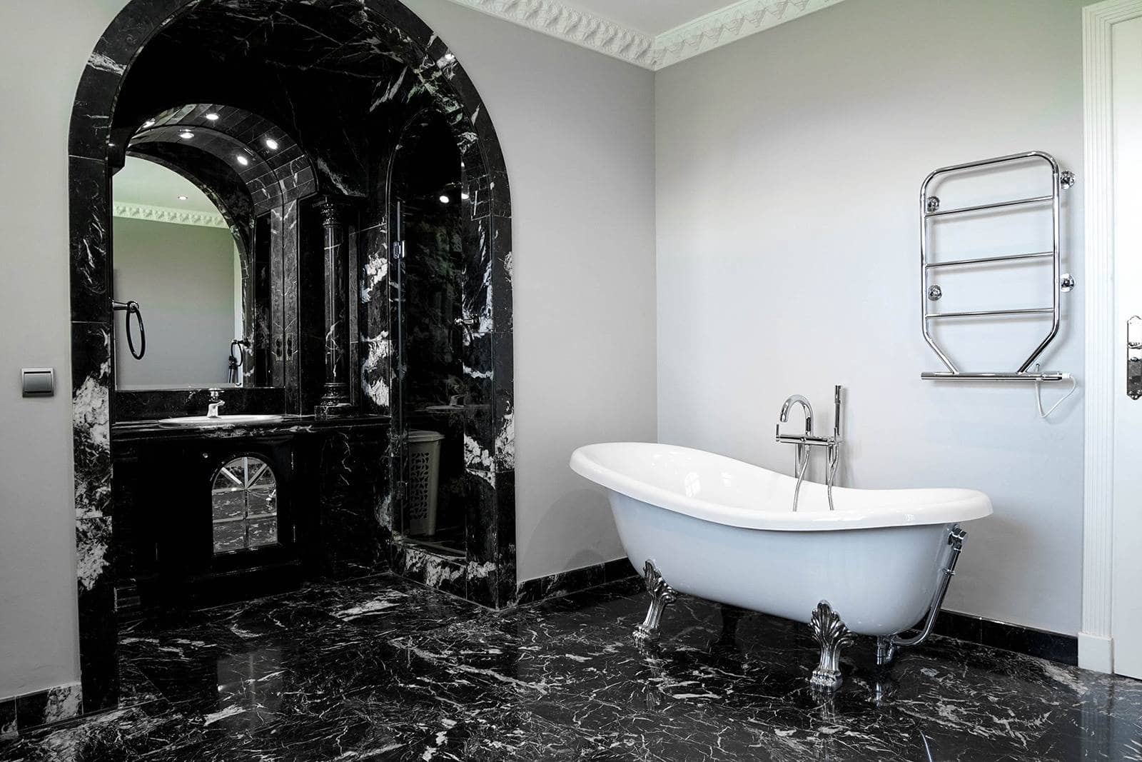 11 quarto Moradia para venda em El Paraiso com piscina garagem - 7 950 000 € (Ref: 8488884)