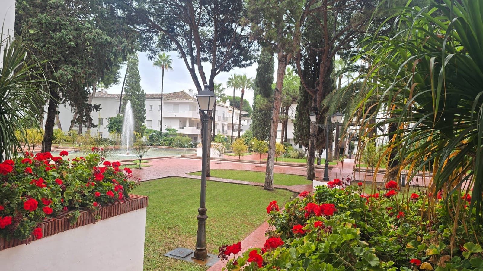 2 sypialnia Apartament na sprzedaż w Atalaya-Isdabe z basenem garażem - 455 000 € (Ref: 8610564)