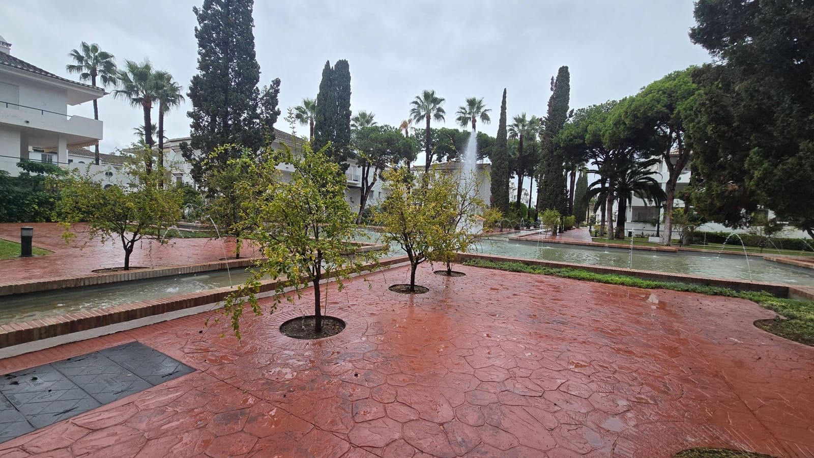 2 sypialnia Apartament na sprzedaż w Atalaya-Isdabe z basenem garażem - 455 000 € (Ref: 8610564)