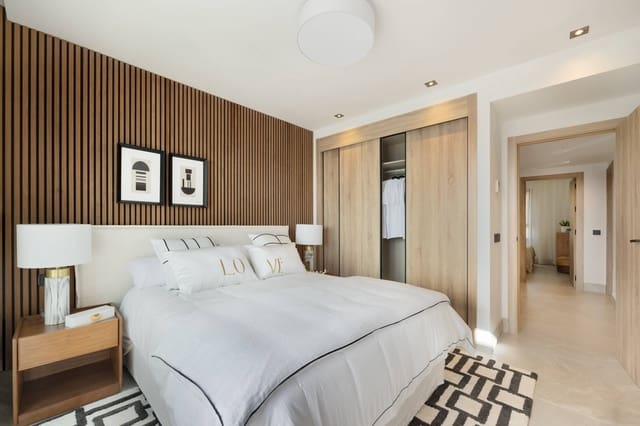 3 sypialnia Dom szeregowy na sprzedaż w Istán z basenem garażem - 548 000 € (Ref: 8612831)