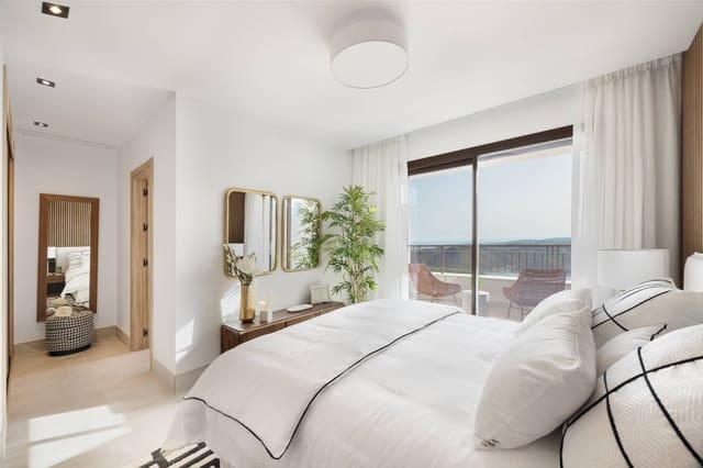 3 sypialnia Dom szeregowy na sprzedaż w Istán z basenem garażem - 548 000 € (Ref: 8612831)