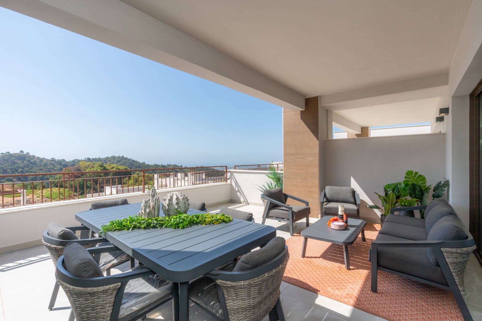 3 soveværelse Rækkehus til salg i Istan med swimmingpool garage - € 548.000 (Ref: 8612831)