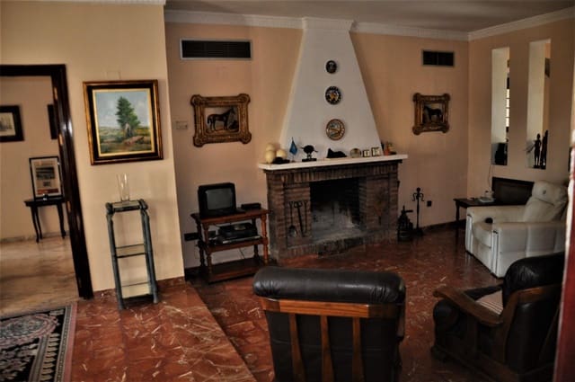 9 chambre Villa/Maison à vendre à Palomares del Río avec piscine garage - 1 020 000 € (Ref: 8798984)