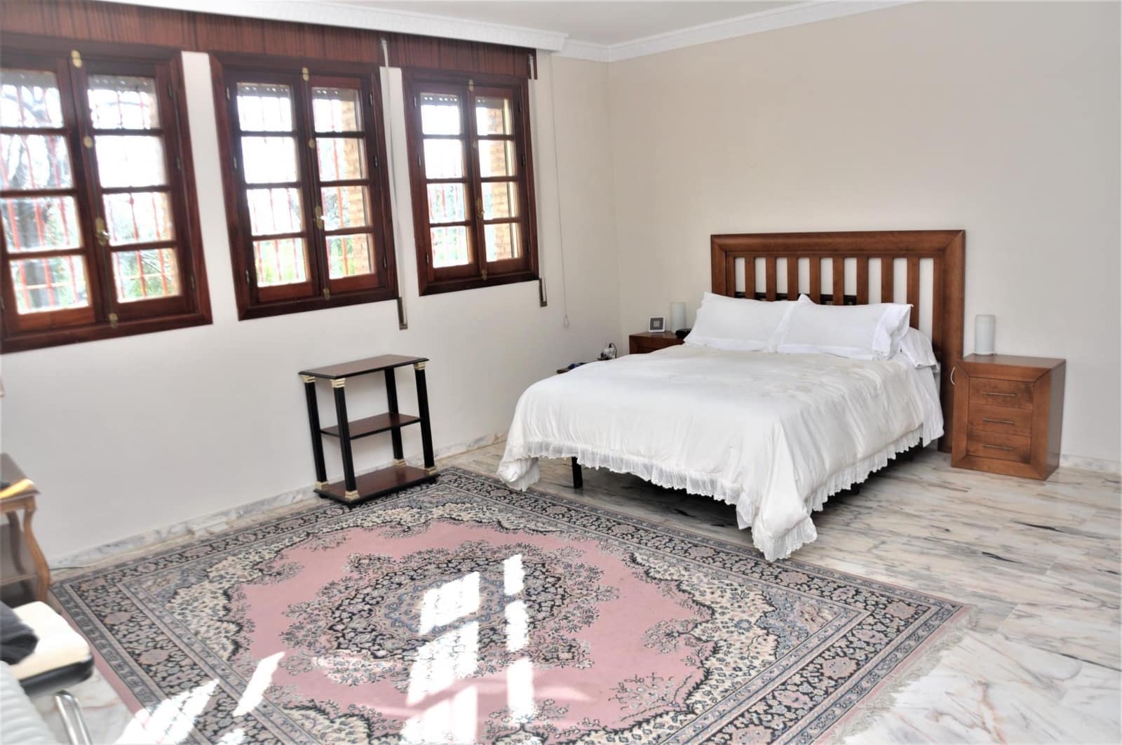 9 soveværelse Villa til salg i Palomares del Rio med swimmingpool garage - € 1.020.000 (Ref: 8798984)