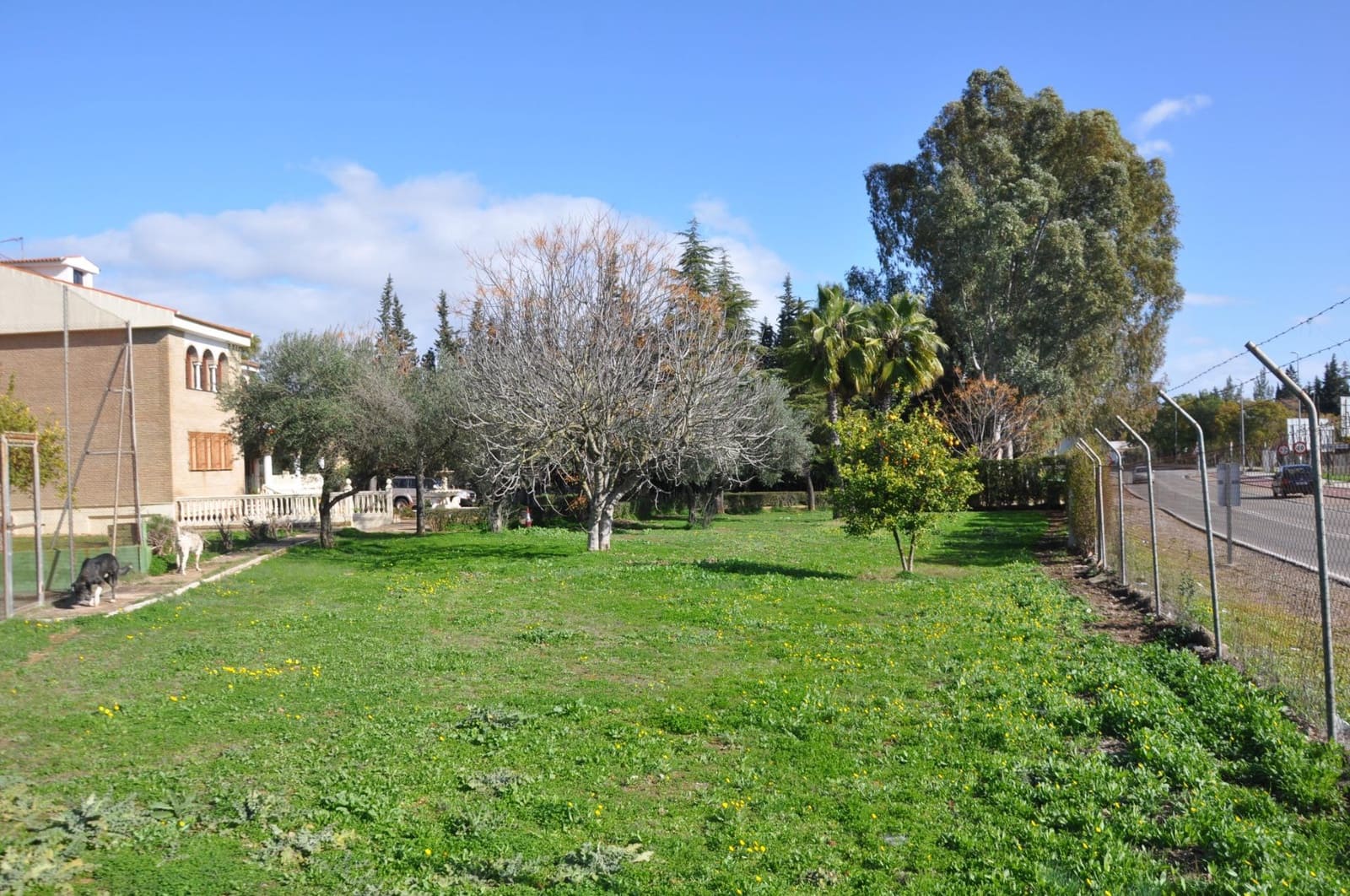 9 soveværelse Villa til salg i Palomares del Rio med swimmingpool garage - € 1.020.000 (Ref: 8798984)