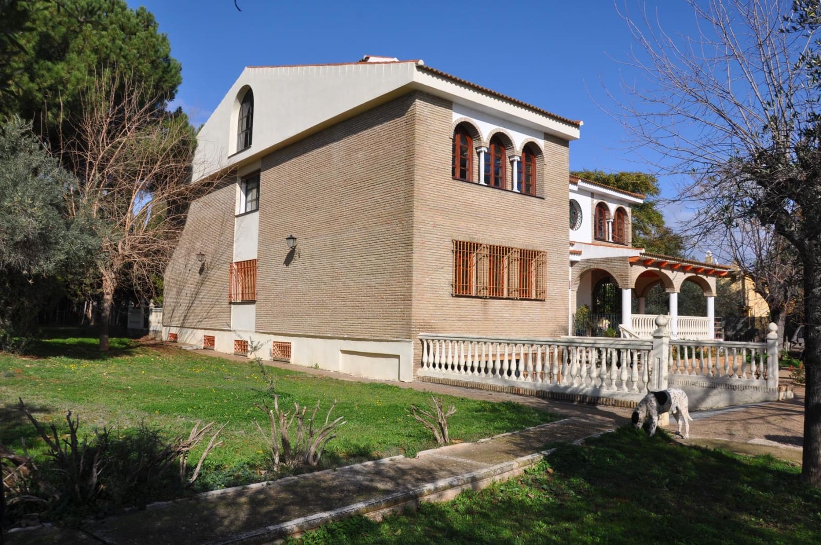 9 soveværelse Villa til salg i Palomares del Rio med swimmingpool garage - € 1.020.000 (Ref: 8798984)