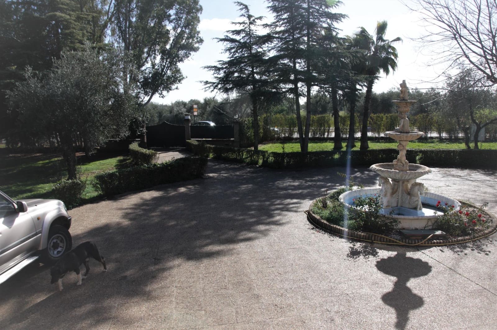 9 soveværelse Villa til salg i Palomares del Rio med swimmingpool garage - € 1.020.000 (Ref: 8798984)