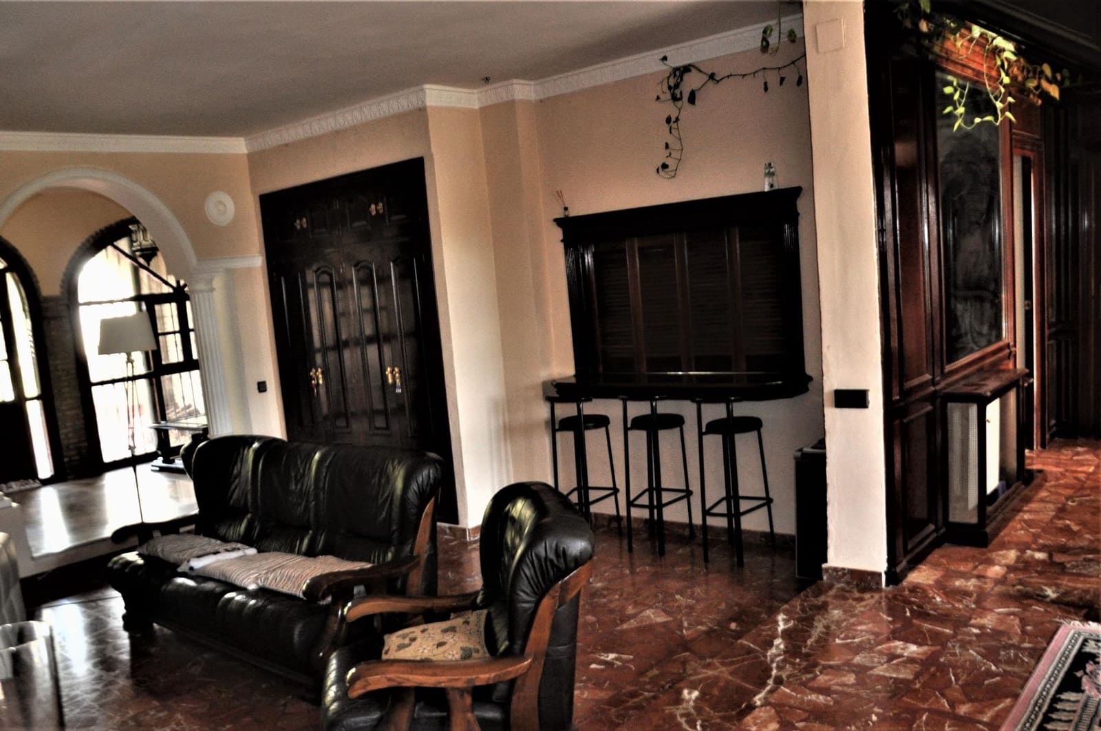 9 soveværelse Villa til salg i Palomares del Rio med swimmingpool garage - € 1.020.000 (Ref: 8798984)