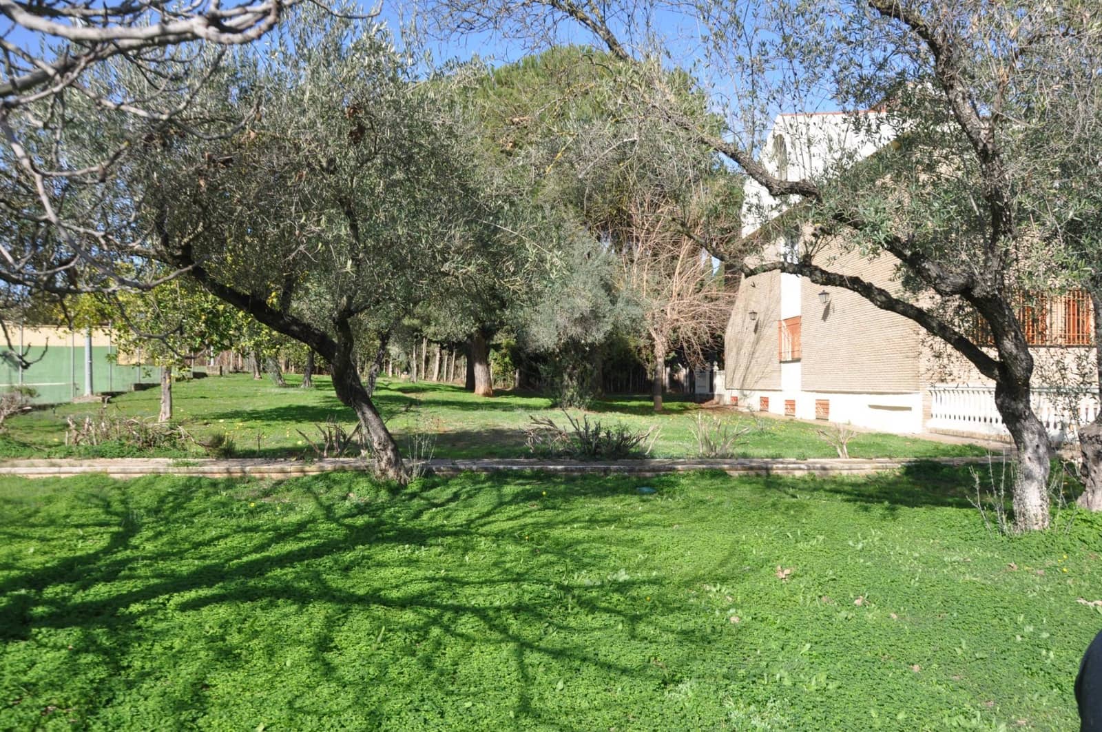 9 soveværelse Villa til salg i Palomares del Rio med swimmingpool garage - € 1.020.000 (Ref: 8798984)