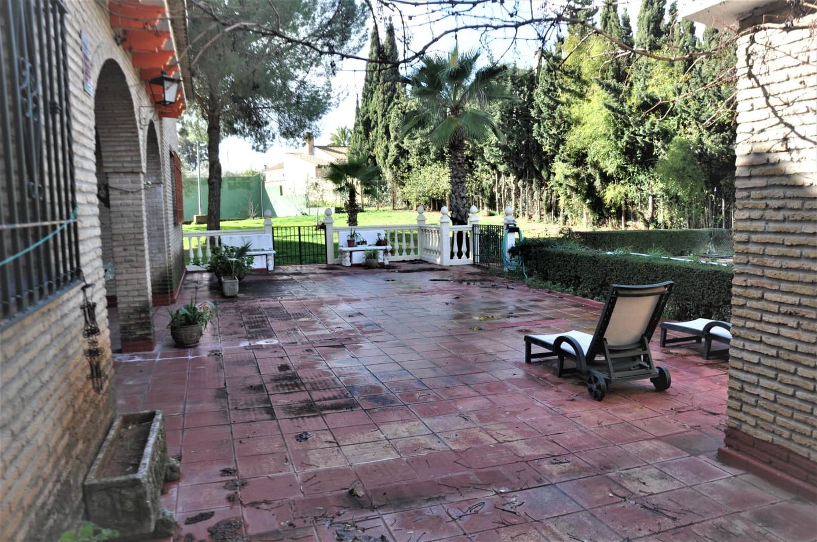 9 soveværelse Villa til salg i Palomares del Rio med swimmingpool garage - € 1.020.000 (Ref: 8798984)