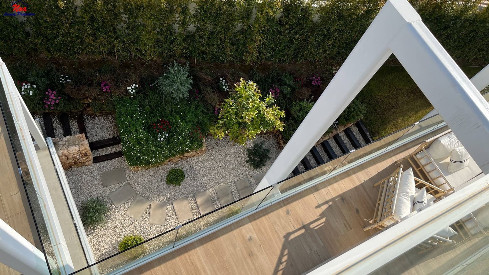 4 bedroom Villa for sale in Marbella with pool garage - € 1,950,000 (Ref: 8829349)