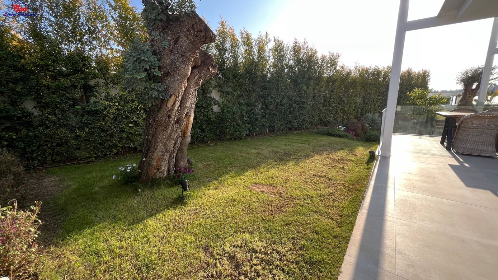 4 slaapkamer Villa te koop in Marbella met zwembad garage - € 1.950.000 (Ref: 8829349)