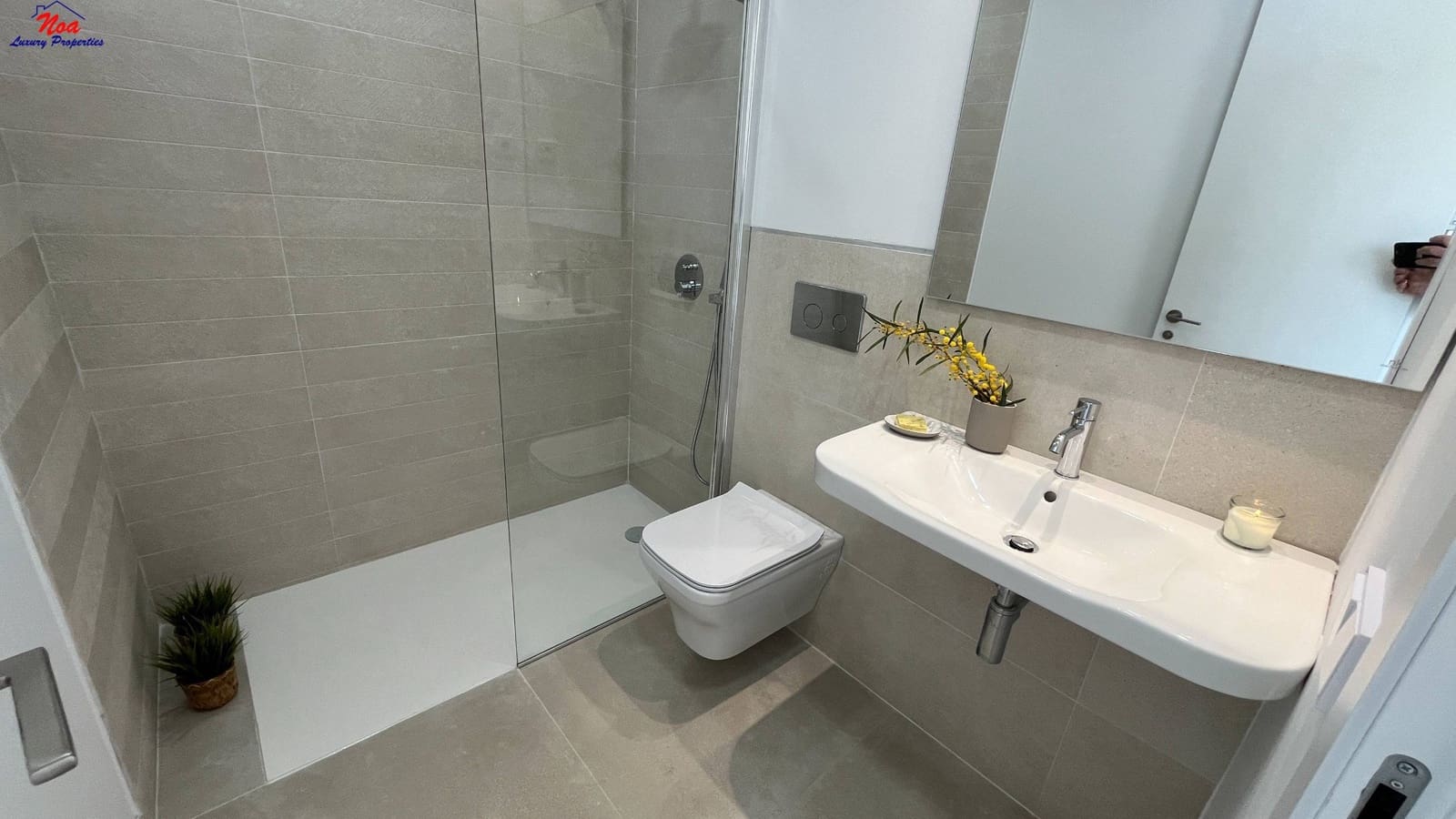 4 slaapkamer Villa te koop in Marbella met zwembad garage - € 1.950.000 (Ref: 8829349)