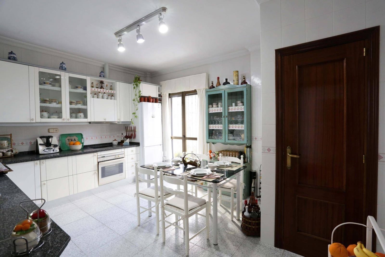 5 slaapkamer Huis te koop in Coria del Rio met garage - € 370.000 (Ref: 8854810)