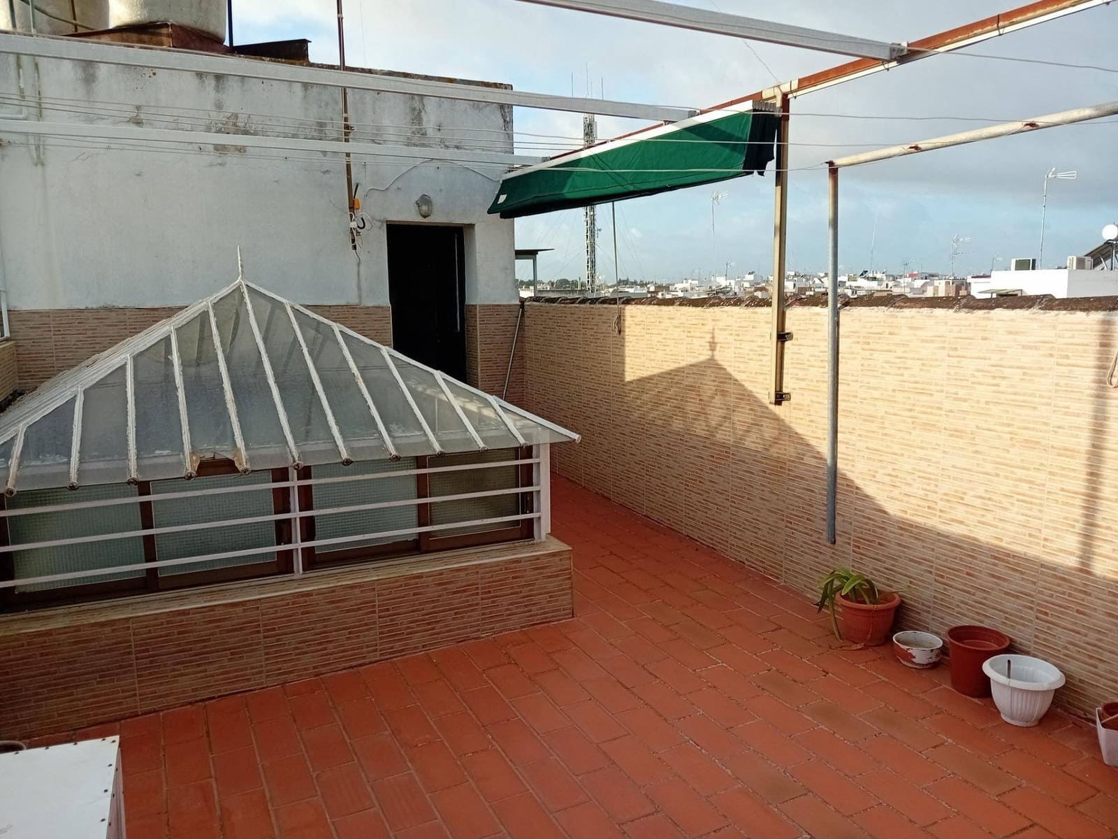 5 slaapkamer Huis te koop in Coria del Rio met garage - € 370.000 (Ref: 8854810)
