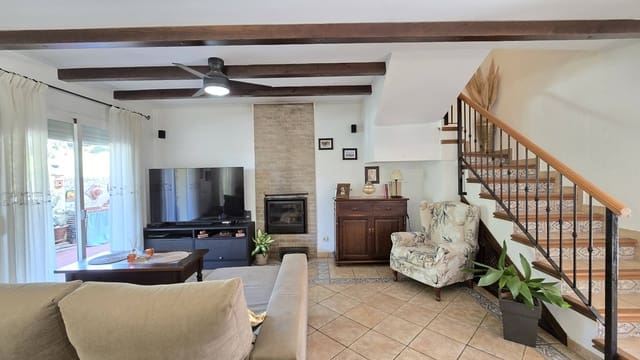 3 quarto Moradia Geminada para venda em Seghers, Estepona com piscina garagem - 620 000 € (Ref: 8900434)