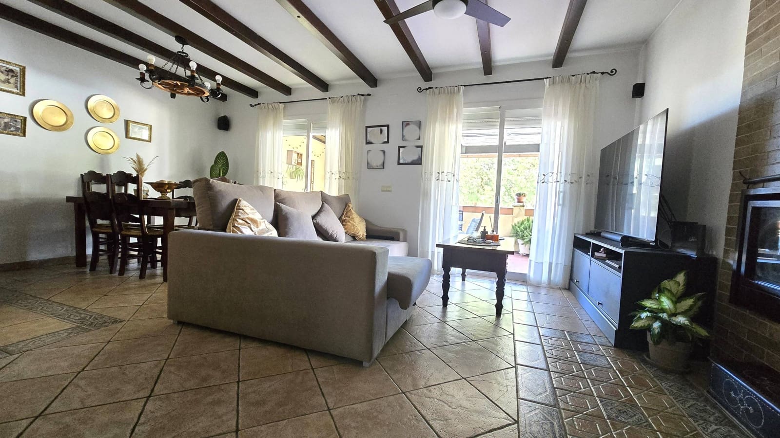 3 sypialnia Dom blizniak na sprzedaż w Estepona z basenem garażem - 620 000 € (Ref: 8900434)