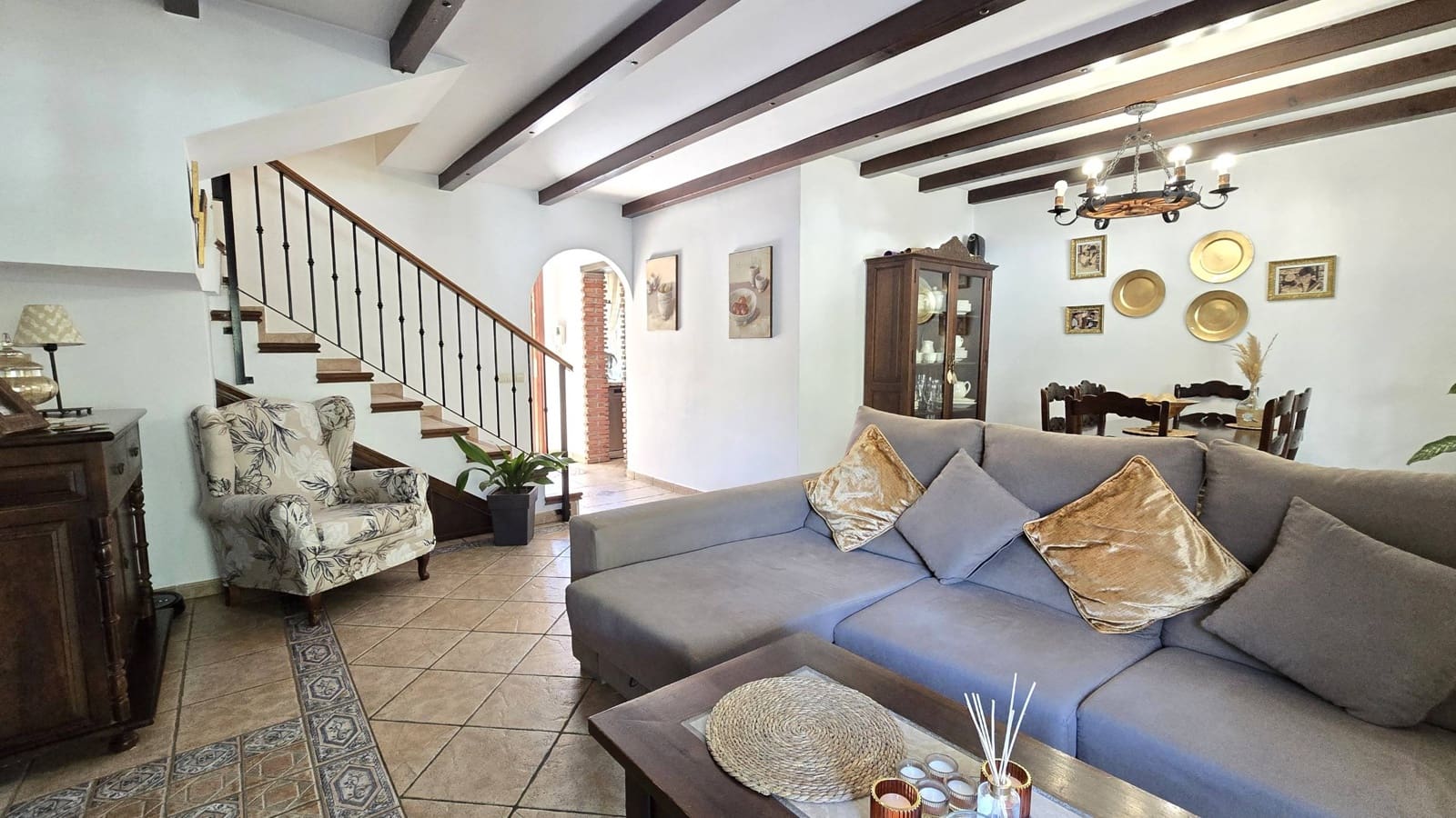 3 sypialnia Dom blizniak na sprzedaż w Estepona z basenem garażem - 620 000 € (Ref: 8900434)