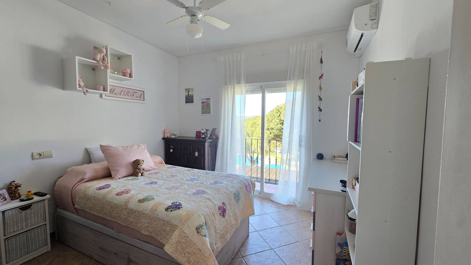 3 sypialnia Dom blizniak na sprzedaż w Estepona z basenem garażem - 620 000 € (Ref: 8900434)