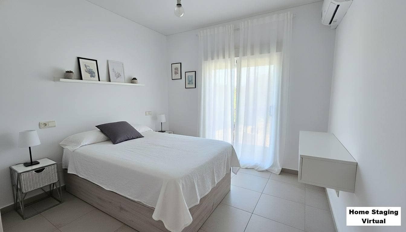 3 quarto Moradia Geminada para venda em Estepona com piscina garagem - 620 000 € (Ref: 8900434)