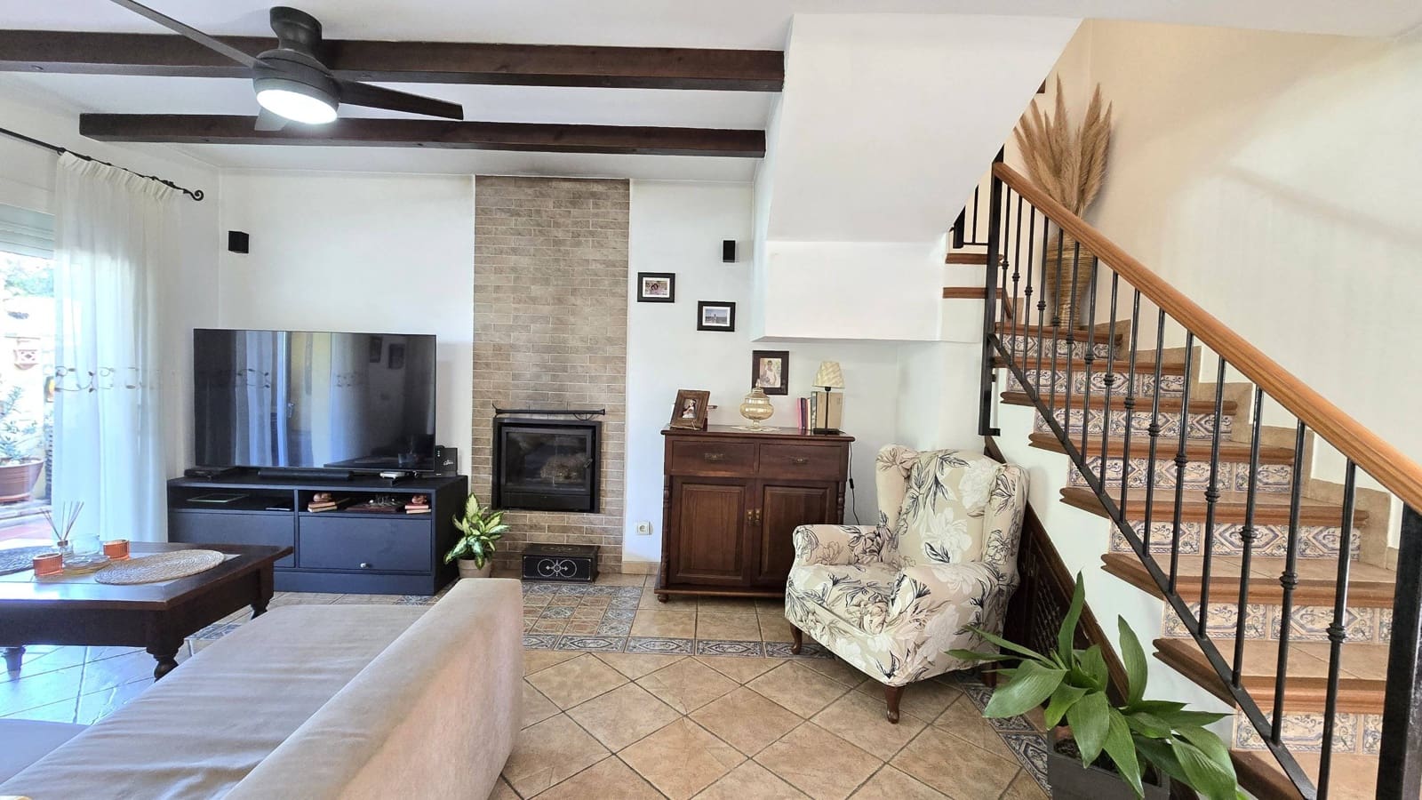 3 quarto Moradia Geminada para venda em Estepona com piscina garagem - 620 000 € (Ref: 8900434)