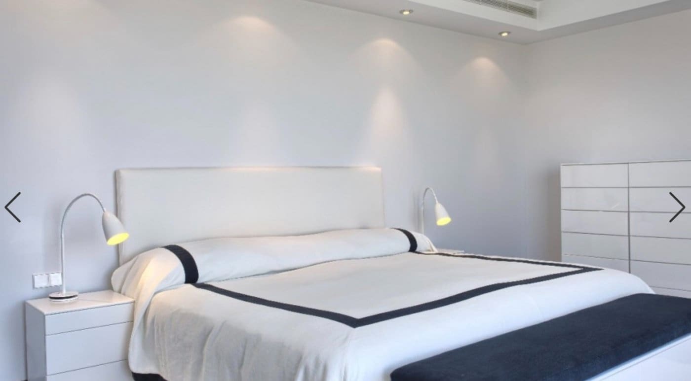 5 bedroom Villa for sale in Benahavis with pool garage - € 4,675,000 (Ref: 8917967)