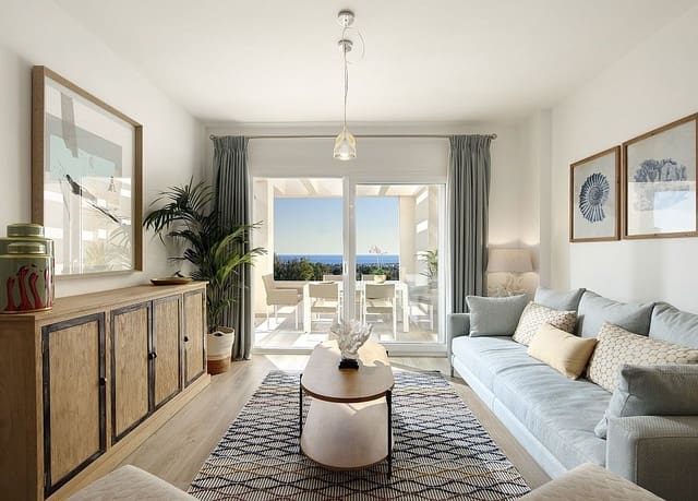 3 soveværelse Lejlighed til salg i Las Brisas, Marbella - € 453.000 (Ref: 8917969)