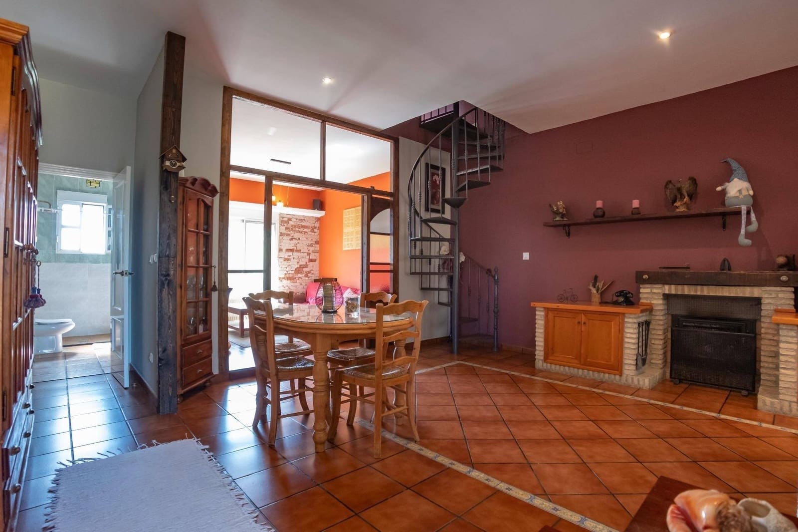 4 soveværelse Villa til salg i Salteras med swimmingpool - € 285.000 (Ref: 8957132)