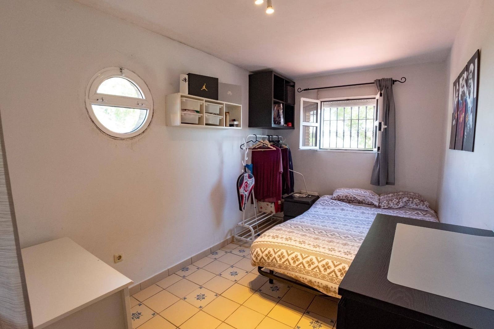 4 soveværelse Villa til salg i Salteras med swimmingpool - € 285.000 (Ref: 8957132)