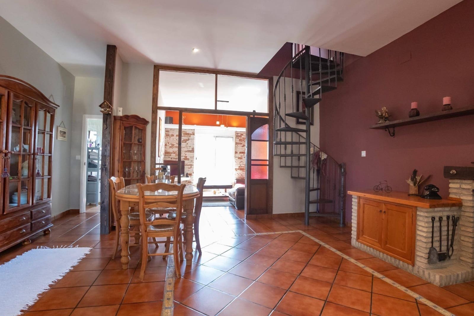 4 soveværelse Villa til salg i Salteras med swimmingpool - € 285.000 (Ref: 8957132)